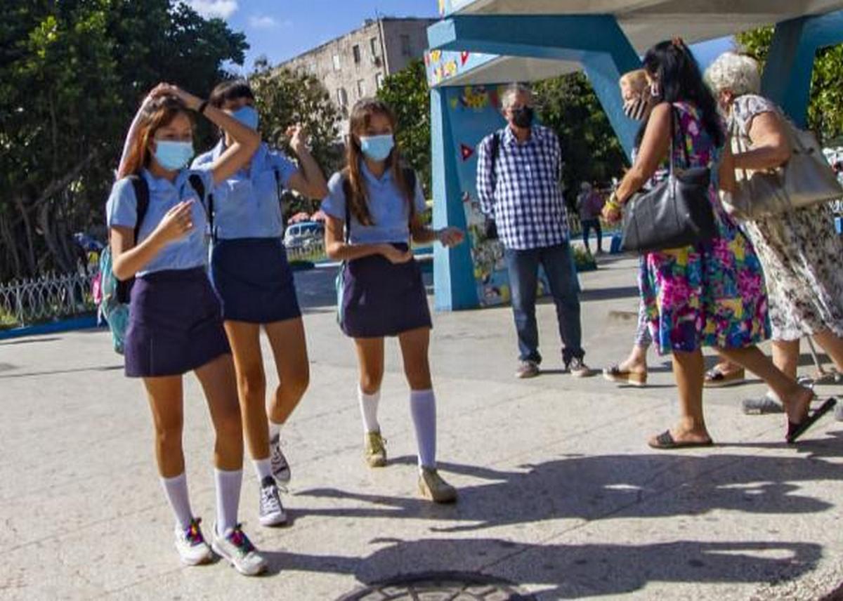Adolescentes y jóvenes en Cuba