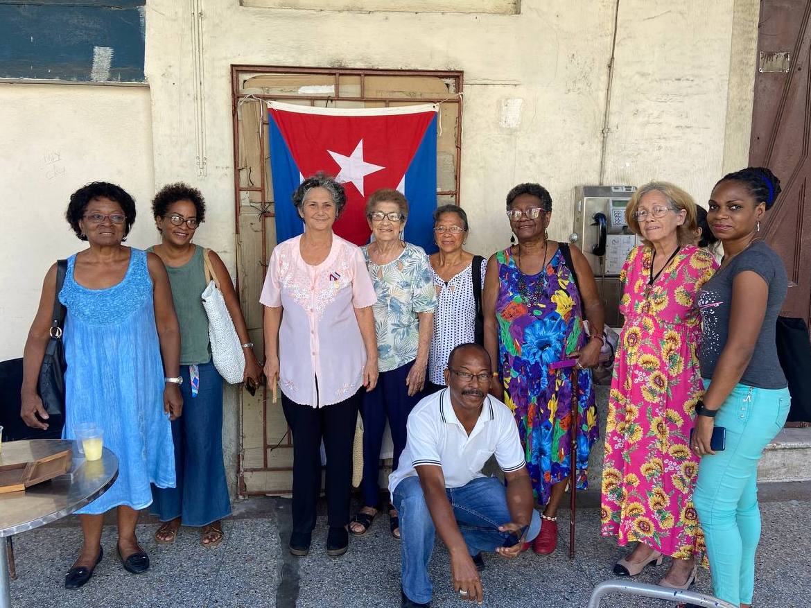 Proyecto comunitario "Comunicar con amor"