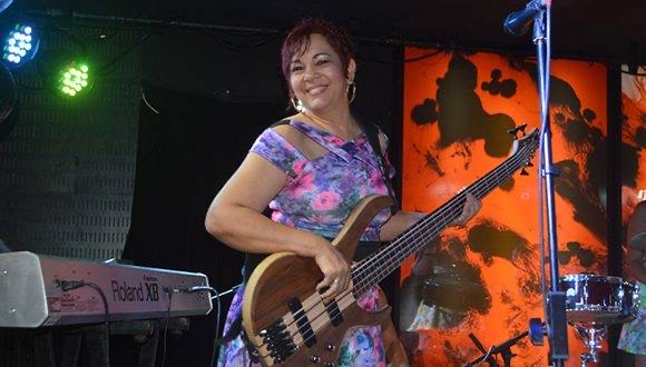 Georgia Aguirre, directora de la orquesta Anacaona