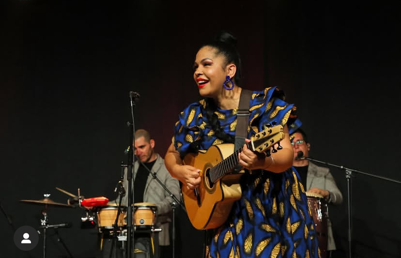 La tresera Yarima Blanco.