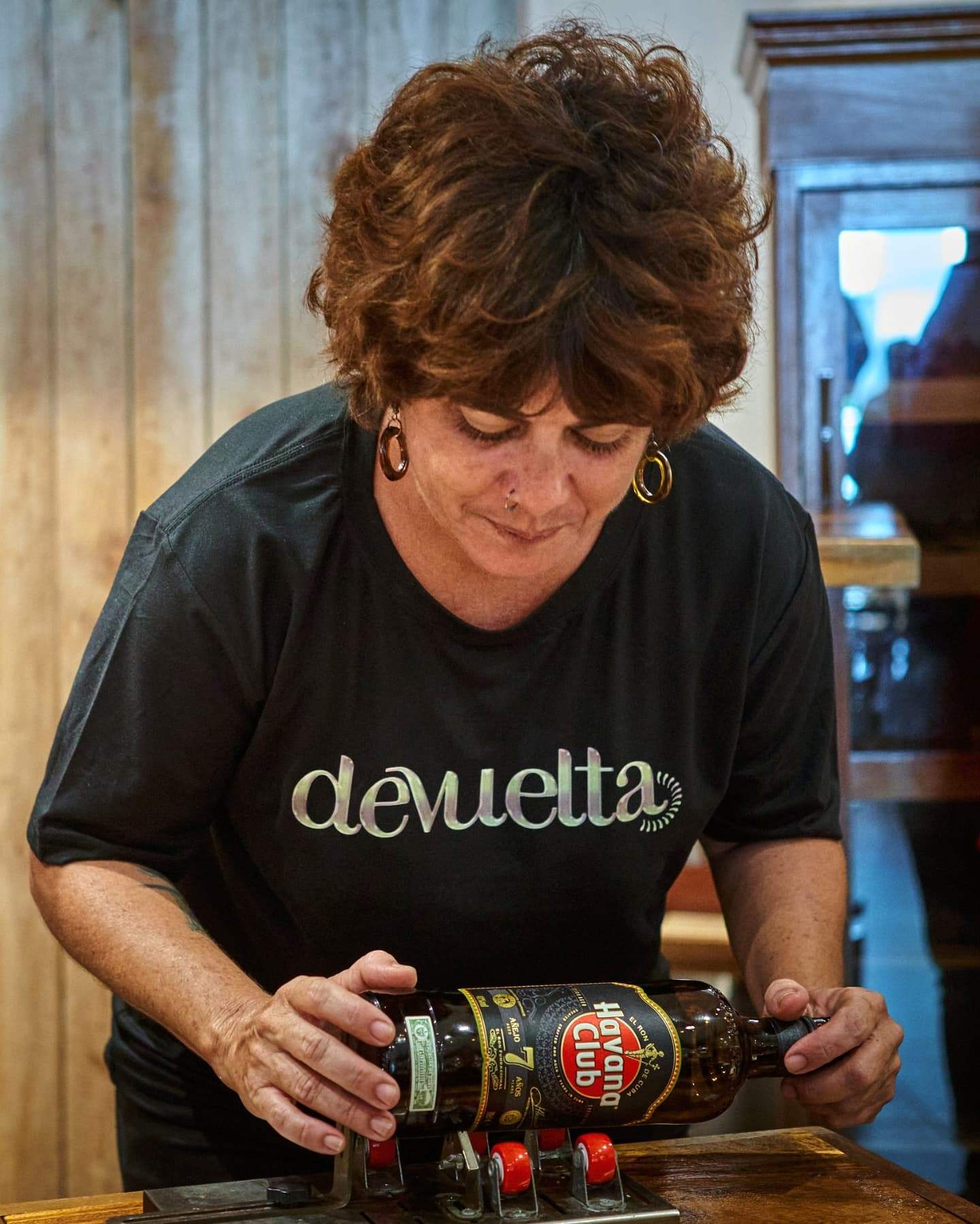 Anibex Abreu, proyecto "Devuelta". Emprendedoras cubanas