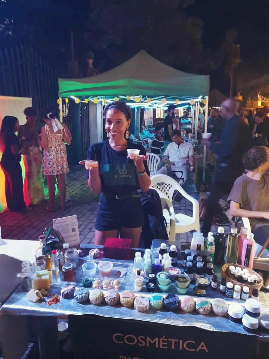 Las alianzas "florecen desde la diversidad y construyen un horizonte común donde nadie gana solo", asevera Figuerola Domenech. 