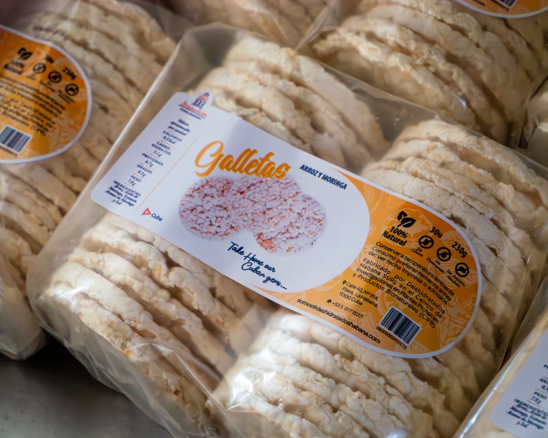 Galletas de arroz de la empresa Deshidratados Habana