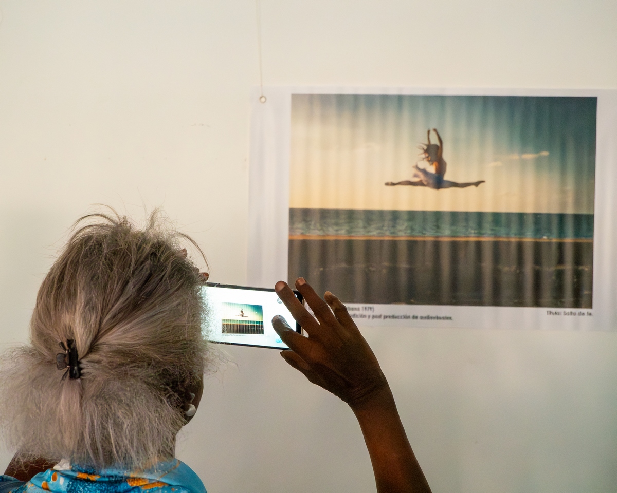 Exposición Mujeres del agua a la vida, proyecto Palomas