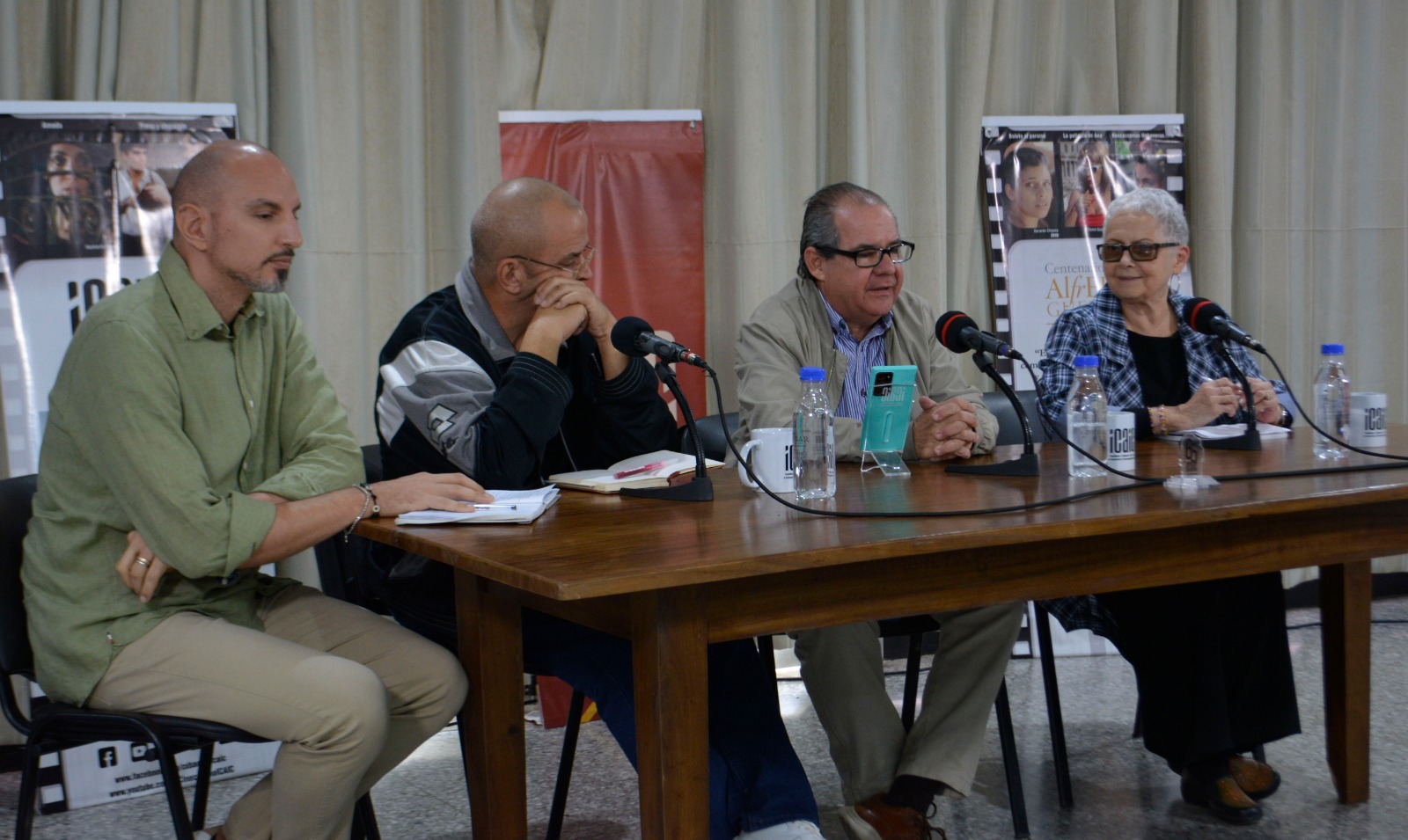 Conferencia de Prensa, Proyecto Palomas