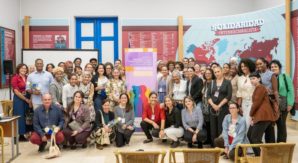 Proyecto de formación de mujeres emprendedoras en Cuba