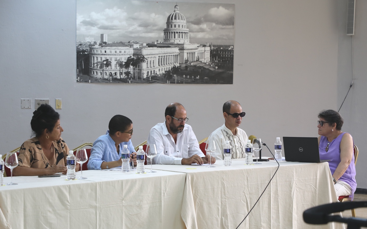 Panel sobre inclusión de muejeres rurales