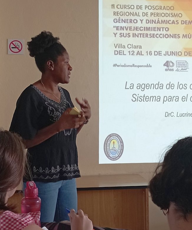 La socióloga Lucrines Azcuy Aguilera 