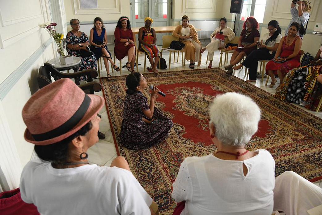 Mujeres escritoras y promotoras culturales