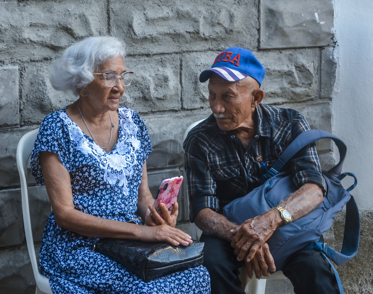 Personas adultas mayores en Cuba