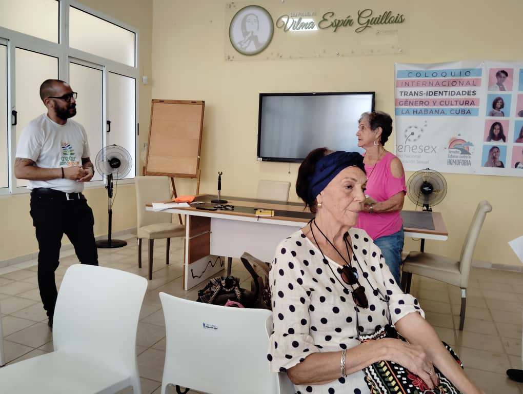 Yuliesky Amador Echevarría, especialista del Cenesex y coordinador de la RCEC, insistió en que la sexualidad no se apaga con la edad ni con la discapacidad.