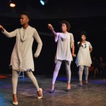 "La sexualidad, ancestralmente, ha sido manejada como terreno escabroso y delicado, donde a la mujer, fuente de la vida, madre tejedora, modelo venerada, le ha tocado el lugar más sacrificado y doloroso", escribió en el programa de mano la asesora te