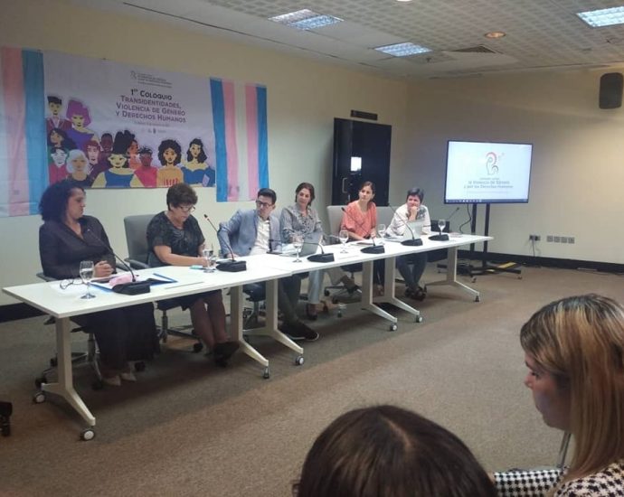 Primer coloquio transidentidades, violencia de género y derechos humanos
