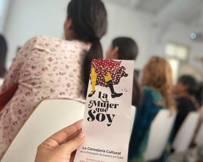 Homenaje a mujeres en Embajada de España en Cuba