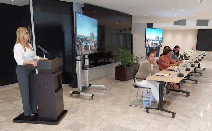 Iyamira Hernández Pita coloquio