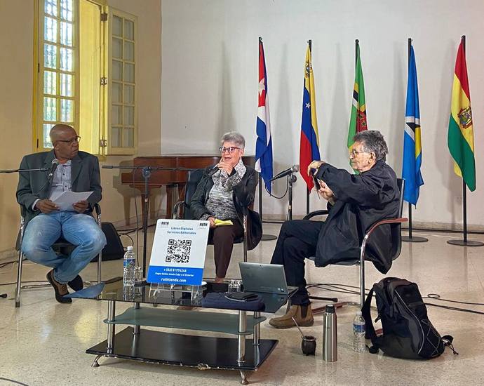 Presentación de libro de Marta Núñez