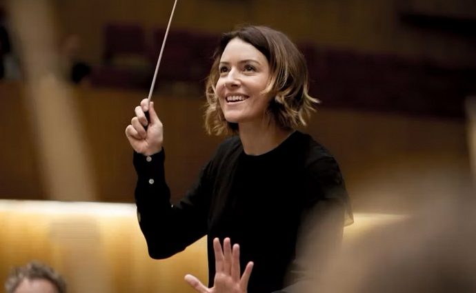 Mujeres directoras de orquesta