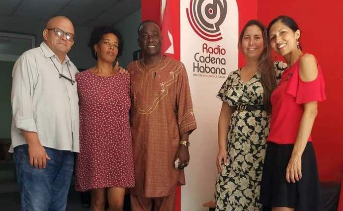 Proyecto palomas y programa de radio sobre cuidados