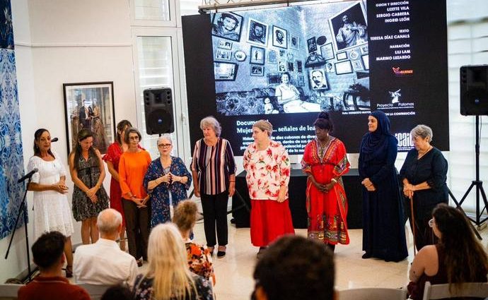 Ducumental mujeres de fe, proyecto Palomas