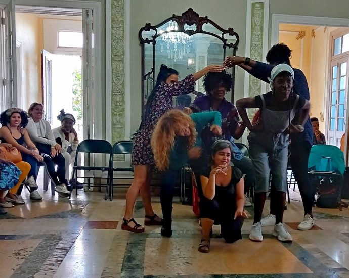 Escuela taller de liderazgo feminista