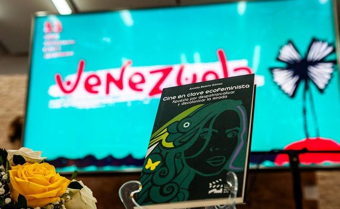 Feria del libro, presentación de libro ecofeminista