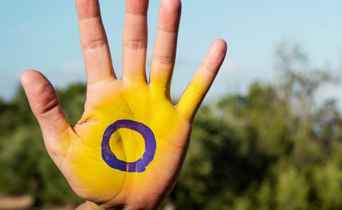 Símbolo de la intersexualidad