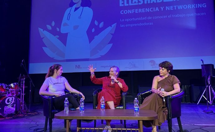 Espacio ellas hablan, mujeres emprendedoras