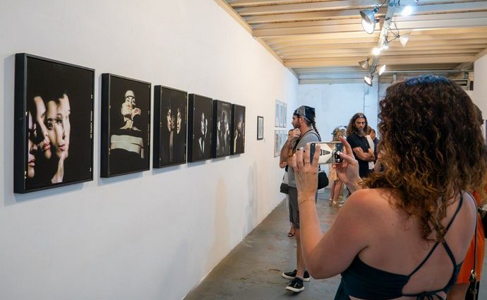 Exposición colectiva Puertas al ingenio