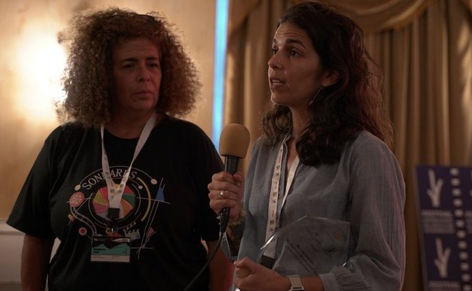 Mónica Pita (a la izquierda) y Sucel Lage, ganadoras de Beca para realizadoras mayores de 50 años