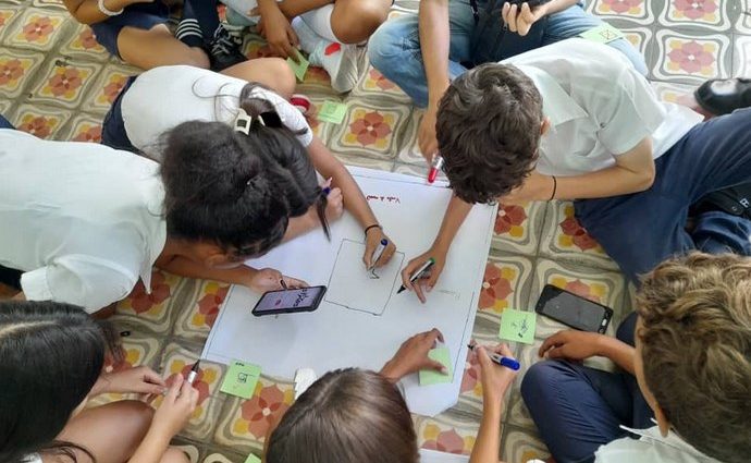 Brecha digital en niñas, niños y adolescentes