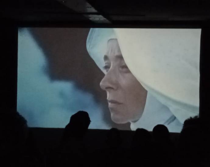 El filme Insumisas cuenta los años de Favez en Cuba