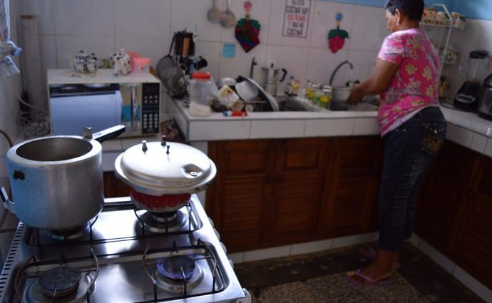 Mujeres y trabajos de cuidados